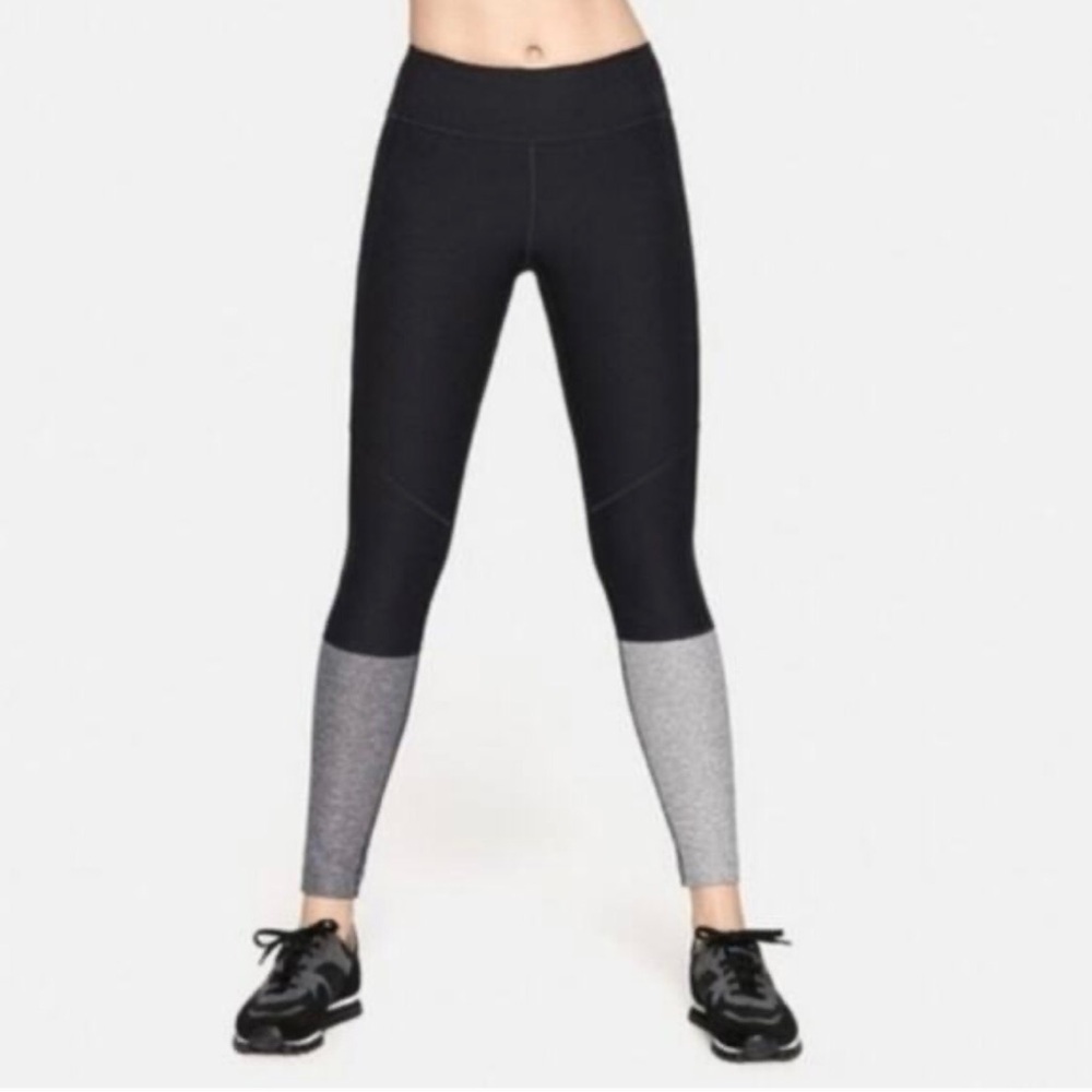 Outdoor Voices Women's Dipped Warmup 7/8 Legging - Charcoal/Graphite/Ash